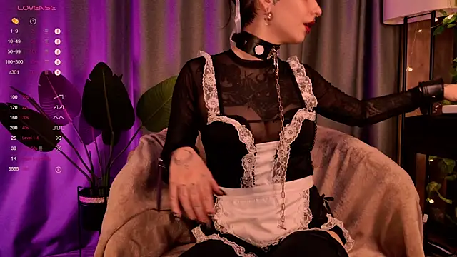 MichaellaMoon online show from 16, 12, 2024