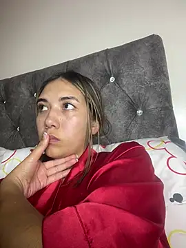 Iris lee online show from 18, 3, 2025