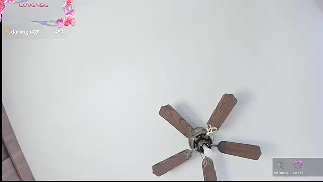 Isa squirt1 online show from 18, 12, 2024