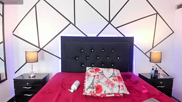 Iris Thompson  online show from 26, 2, 2025