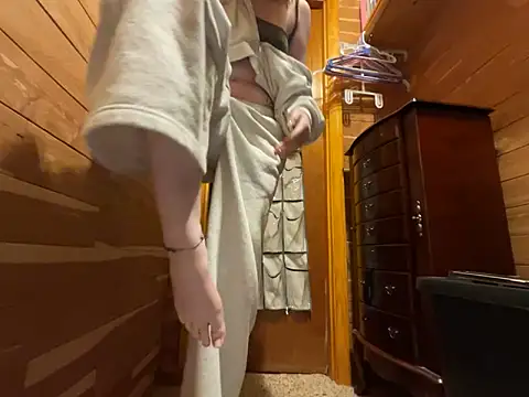 gingerbabe18 online show from 2, 1, 2025