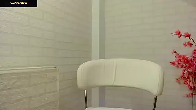 kymberly 008 online show from 11, 11, 2025