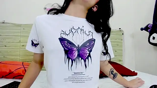 Evil Queen13 online show from 2, 12, 2025