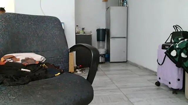 Hugetittiesxx2 online show from 28, 11, 2025