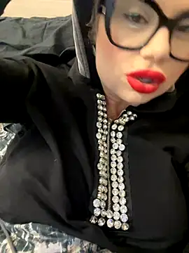 Snapshot of luna_14 chatting on 18, 10, 2025 luna 14 online show from 18, 10, 2025