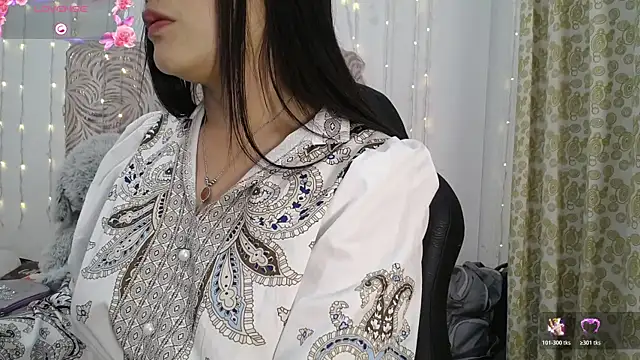 Snapshot of shantala_krisha chatting on 8, 7, 2026 shantala krisha online show from 8, 7, 2026