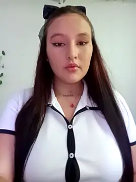 Celeste camila18 online show from 29, 10, 2025