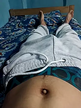 Snapshot of funnguy25 chatting on 25, 10, 2025 funnguy25 online show from 25, 10, 2025