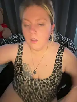 Snapshot of Blondiee3088 chatting on 20, 2, 2026 Blondiee3088 online show from 20, 2, 2026