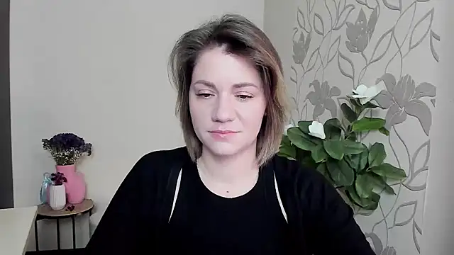 MariaSttone online show from 6, 3, 2025