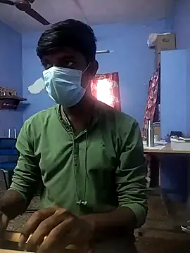 Snapshot of Tamilandteluguboy14 chatting on 25, 11, 2025 Tamilandteluguboy14 online show from 25, 11, 2025