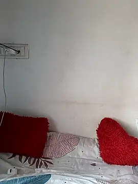 sandy naughty online show from 4, 12, 2025