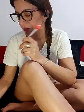 Sofia loren69 online show from 10, 9, 2025