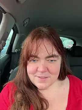 curvy-milf-abbie online show from 5, 12, 2024