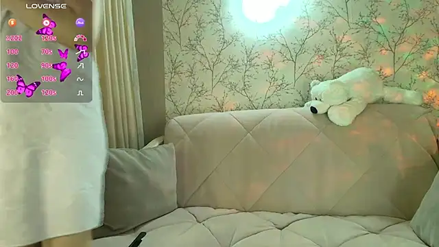 MilfeaN online show from 24, 3, 2026