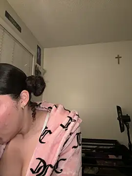 ladylavish online show from 15, 12, 2024