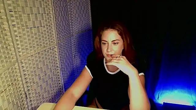 KayleyxEmily online show from 6, 6, 2026