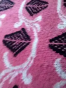 Snapshot of saloni19881 chatting on 1, 12, 2025 saloni19881 online show from 1, 12, 2025