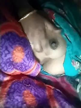 Snapshot of saloni19881 chatting on 25, 2, 2026 saloni19881 online show from 25, 2, 2026