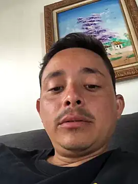 isacalejandroo online show from 15, 1, 2025