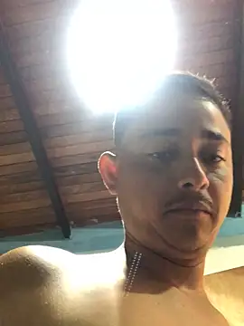 isacalejandroo online show from 11, 2, 2025