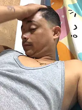 isacalejandroo online show from 14, 2, 2025