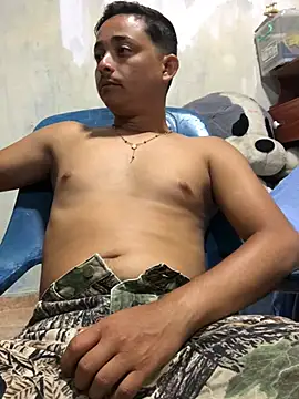 isacalejandroo online show from 19, 2, 2025