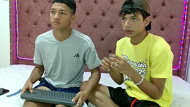 Snapshot of boys_yourparty chatting on 5, 2, 2025 boys yourparty online show from 5, 2, 2025