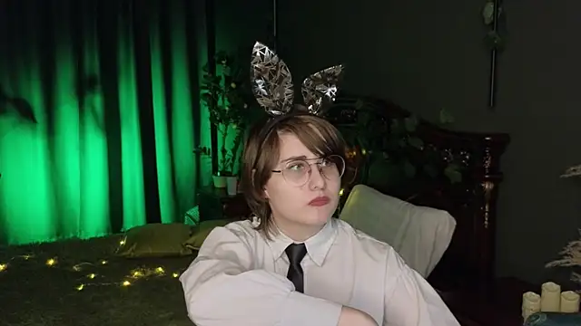 Funny bunnyy online show from 10, 1, 2025
