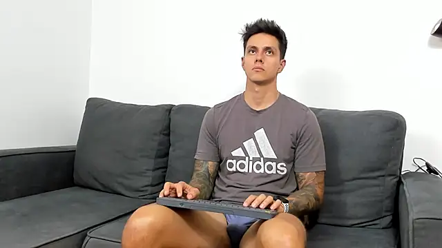 JeanBroc online show from 8, 9, 2025