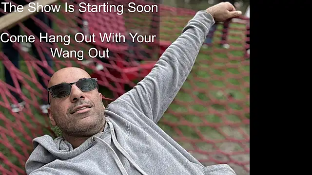 bear russian hunk online show from 18, 11, 2025