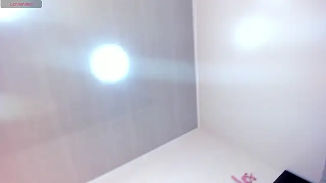 Snapshot of SophieHarris_ chatting on 27, 1, 2025 SophieHarris online show from 27, 1, 2025