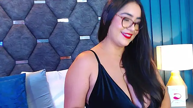 Snapshot of DevonPiers chatting on 14, 2, 2025 DevonPiers online show from 14, 2, 2025