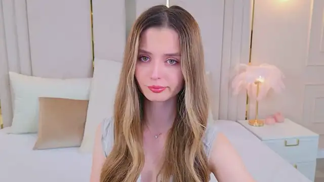 MarybethSnow online show from 15, 12, 2025