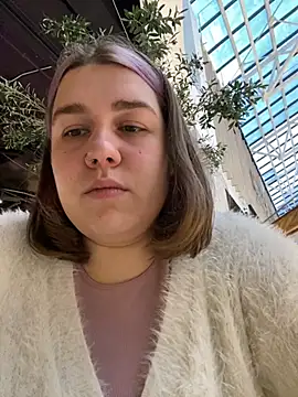 SuzieMurray online show from 16, 1, 2025