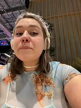 SuzieMurray online show from 21, 2, 2025