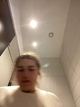 SuzieMurray online show from 26, 2, 2025