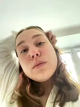 SuzieMurray online show from 15, 9, 2025