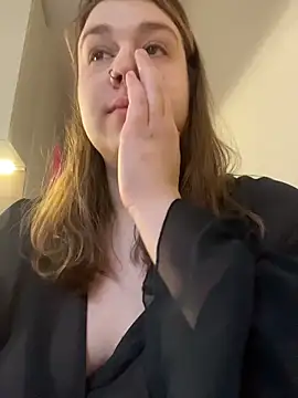 SuzieMurray online show from 17, 12, 2025