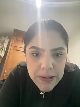 kimberlyhills1 online show from 8, 12, 2024