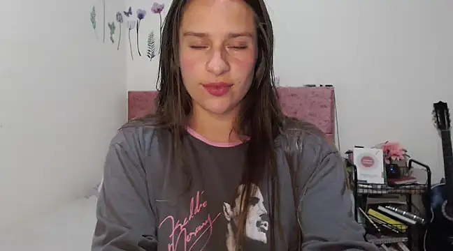 Snapshot of Serenity chatting on 11, 3, 2025 Serenity online show from 11, 3, 2025