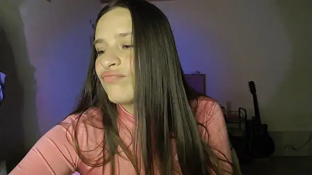 Snapshot of Serenity chatting on 9, 10, 2025 Serenity online show from 9, 10, 2025