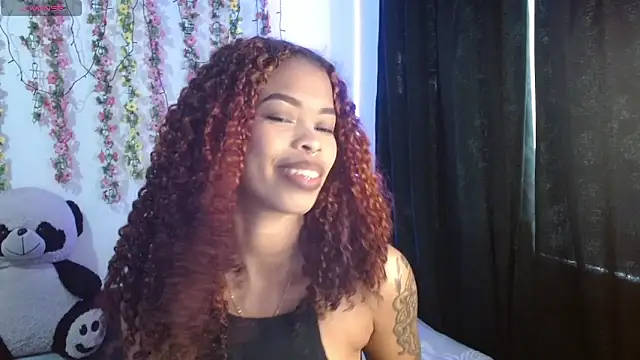 Snapshot of Shenna_brunette_ chatting on 26, 10, 2025 Shenna brunette online show from 26, 10, 2025