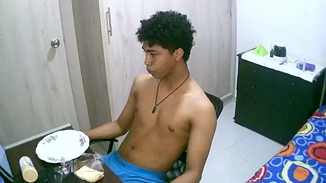 sexy diamante  online show from 2, 10, 2025