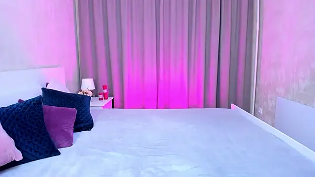 Snapshot of MelodyHudson chatting on 4, 2, 2025 MelodyHudson online show from 4, 2, 2025