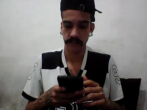 gatobranco001 online show from 16, 6, 2026