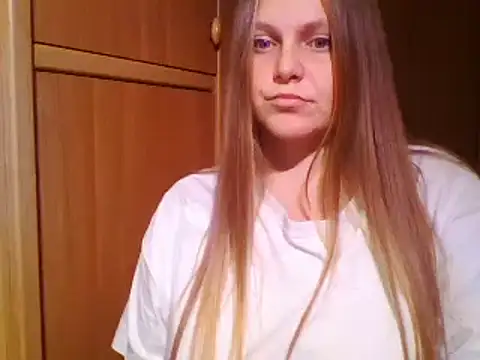 Evasapples online show from 6, 12, 2024