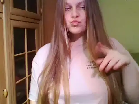 Evasapples online show from 25, 1, 2025