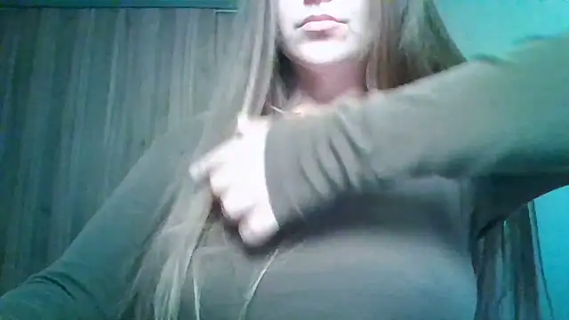 Snapshot of Evasapples chatting on 17, 6, 2026 Evasapples online show from 17, 6, 2026