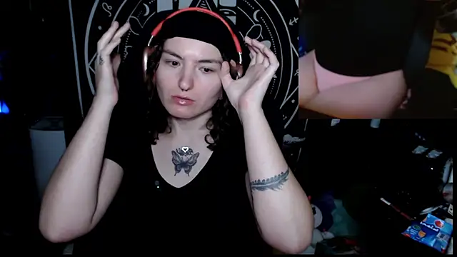 BrandiWRLD 999 online show from 23, 9, 2025